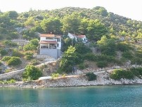 casa 106 (sulla destra)