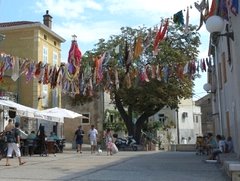 Omisalj - piazza