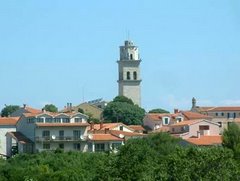 Premantura - campanile della chiesa di san Lorenzo