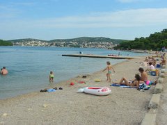 Tisno, spiaggia cittadina