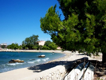 il lungomare di Bibinje e la spiaggia cittaina