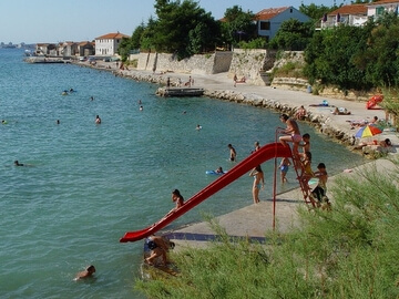 divertimento sulle spiagge di Bibinje