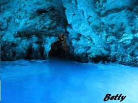 Grotta blu isola Bisevo