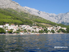 Brela vista dal mare