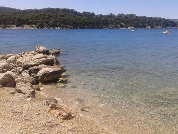 Spiaggia nelle vicinanze di Cres