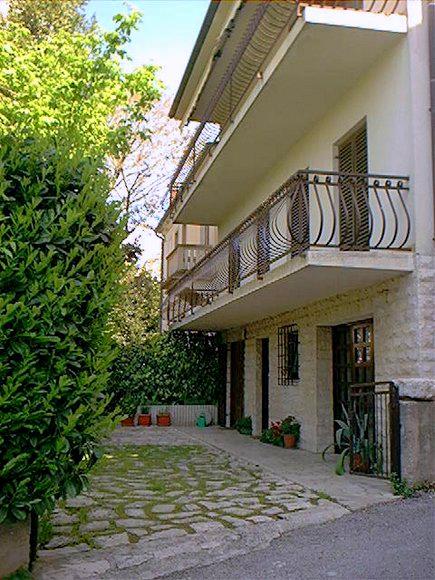 casa vacanze Chiara - lato giardino