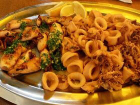 calamari fritti sull'isola Pag