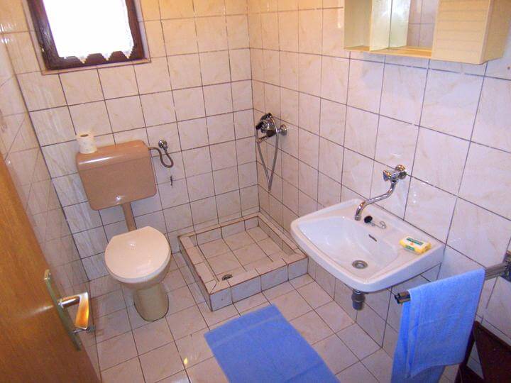 bagno casa 108