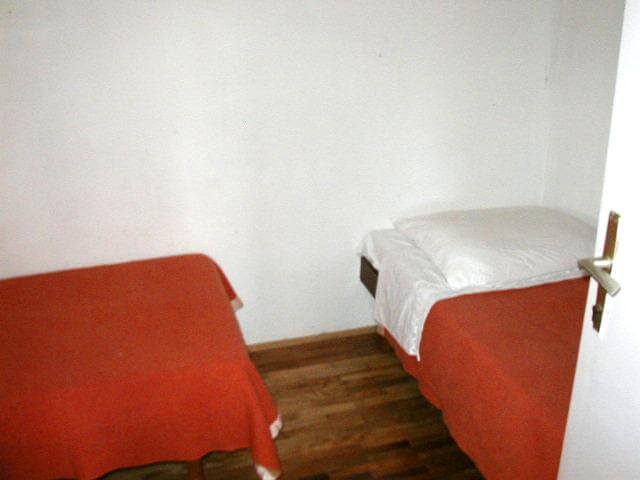 camera con due letti singoli
