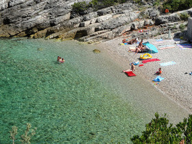 spiaggia sull'isola Hvar