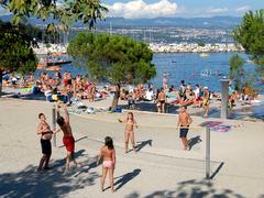 spiaggia cittadina di Icici