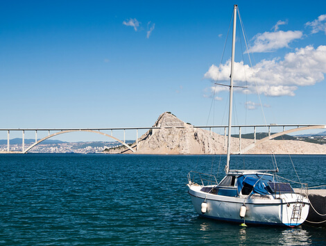 il ponte dell'isola Krk