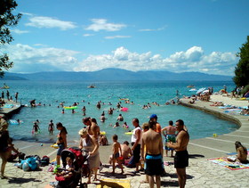 spiaggia Haludovo a Malinska