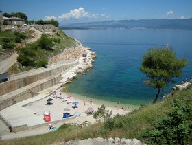 spiaggia cittadina di Vrbnik