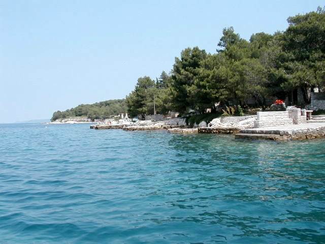 isola Lavdara