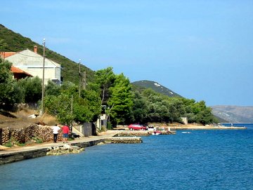 Luka moli e passeggiata lungomare