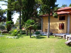 casa con giardino a Lussino