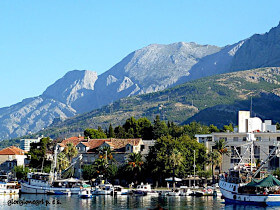 Makarska sotto monte Biokovo