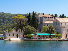 Monastero e Abbazia di Santa Maria del Lago