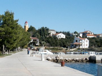 il porto di Molat