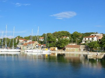 barca a vela a Molat