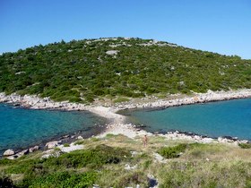 lungo la costa