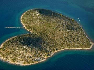 isola Galesnjak nel canale di Pasman