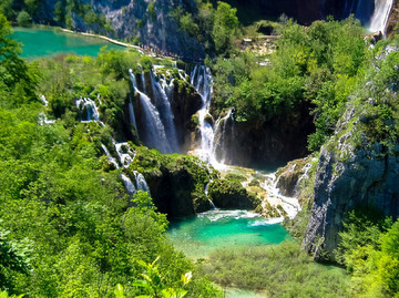 camminando a un soffio dalla cascate di Plitvice