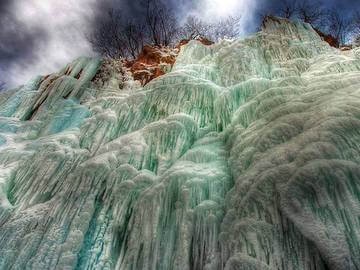 i muri di ghiaccio di Plitvice