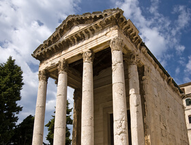 Pola Tempio di Augusto