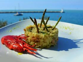 Risotto con asparagi e gamberi