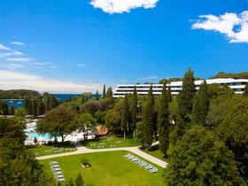 piscina di hotel Eden a Rovigno Istria