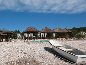 bar dell'hotel Maxim a Sakarun