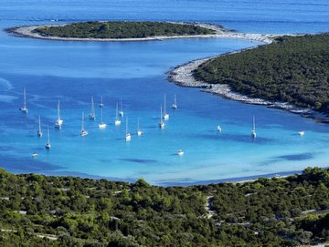 Lopata e Sakarun sull'isola Dugi Otok