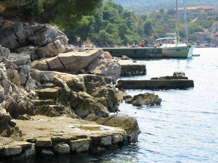 spiaggia di Sali sotto sole