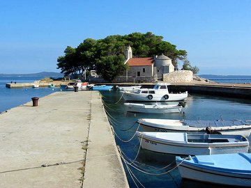 Isola Dugi Otok porto di Savar