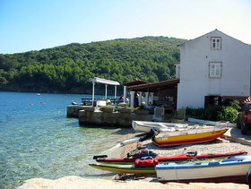 il porto di Valun