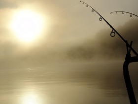 pesca sul lago